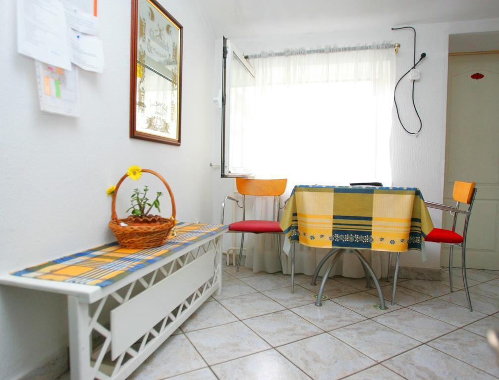 Hostel 021 Novi Sad Dış mekan fotoğraf